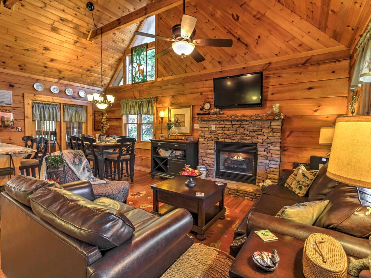 Cozy Nest Gatlinburg Cabin With Porch And Jacuzzi!别墅 外观 照片
